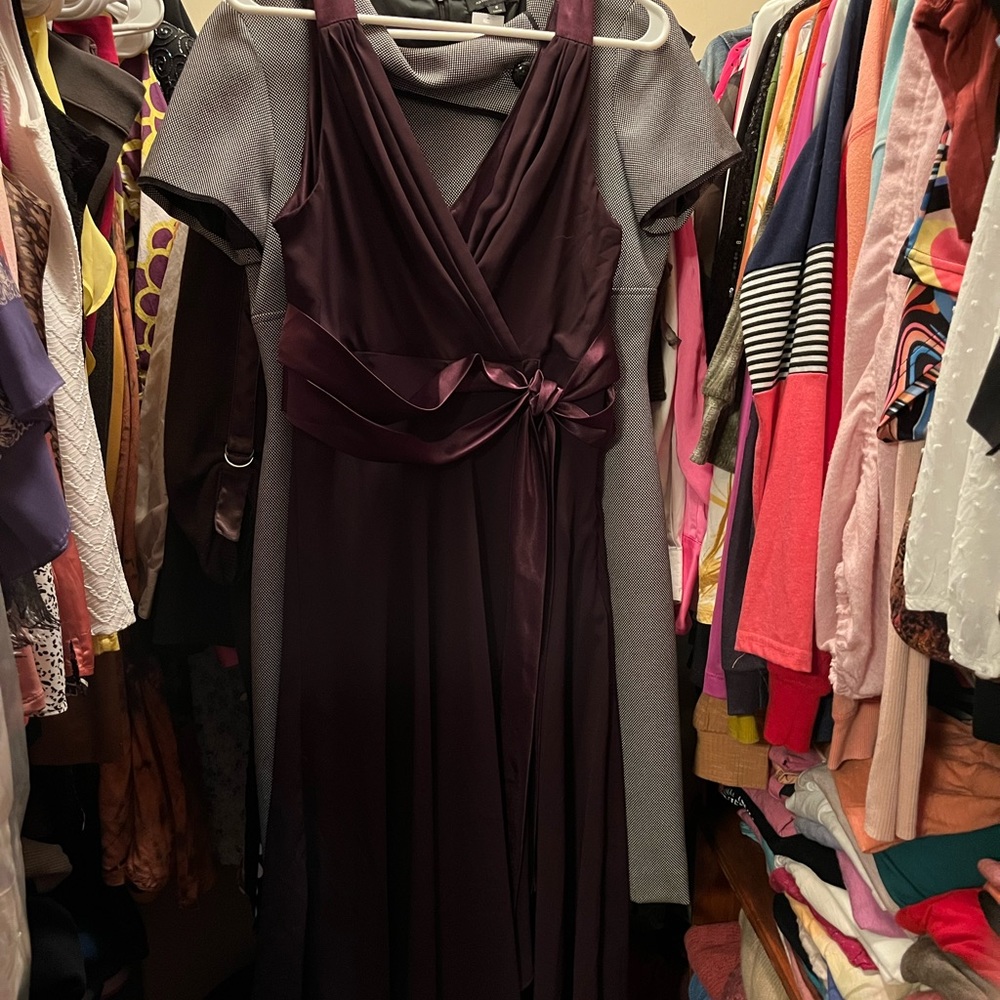 Formal sleeveless dress